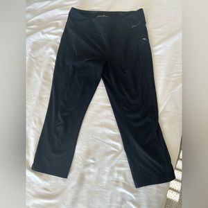 Women’s Leggings - Eddie Bauer -  cropped- black - size large - good condition